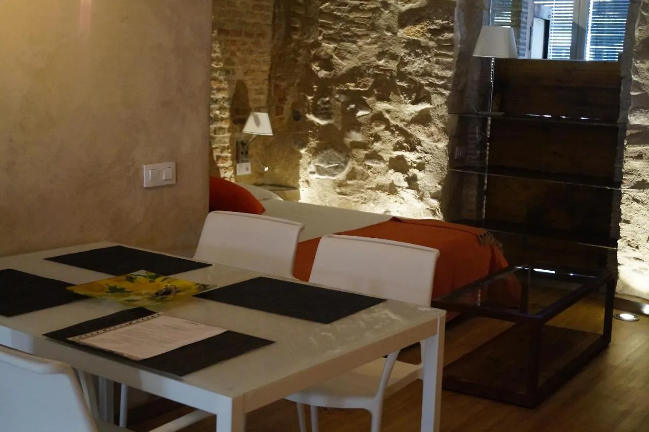 Onyar Apartments Rambla De La Llibertat 27 Girona